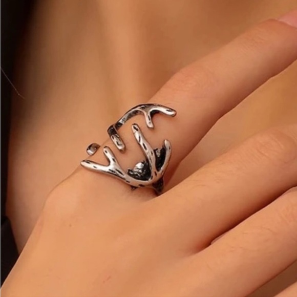 ANTIQUED SILVER TWIG CUFF RING - Picture 1 of 4